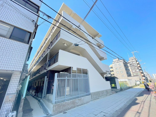 クリーンハイツ豊里の外観