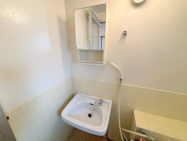 クリーンハイツ豊里の洗面所