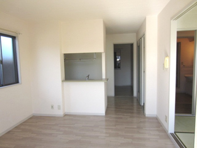 【居間・リビング】 | 二色の浜グリーンヴィレッジＣ棟