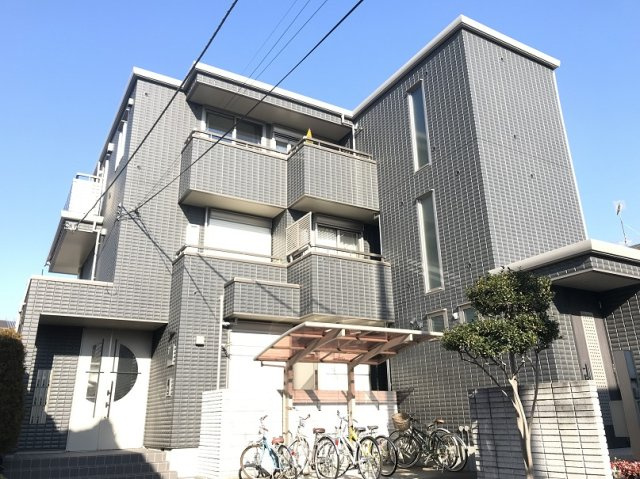 府中市紅葉丘３丁目のアパート