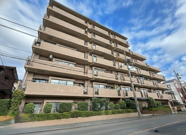 グランドクレスト清瀬の外観|日当り・眺望良好な6階部分南西向き　
2025年7月大規模修繕工事実施済み
お気軽にお問い合わせください♪