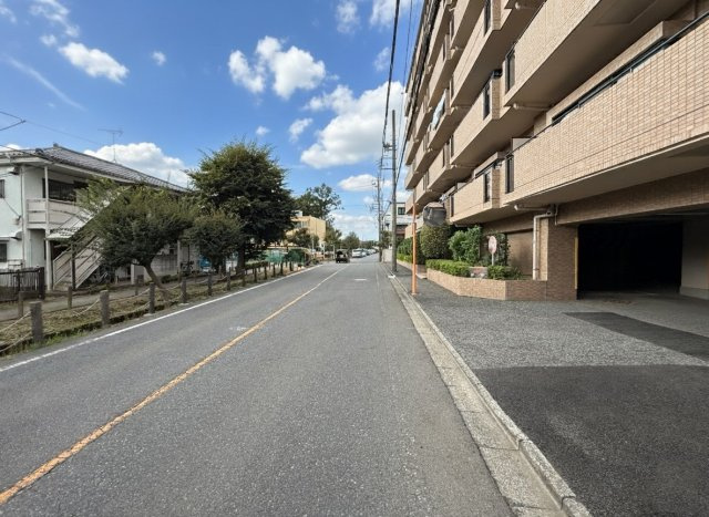グランドクレスト清瀬の外観|西武池袋線「清瀬」駅徒歩9分
スーパーやコンビニも近く毎日のお買い物も快適です！