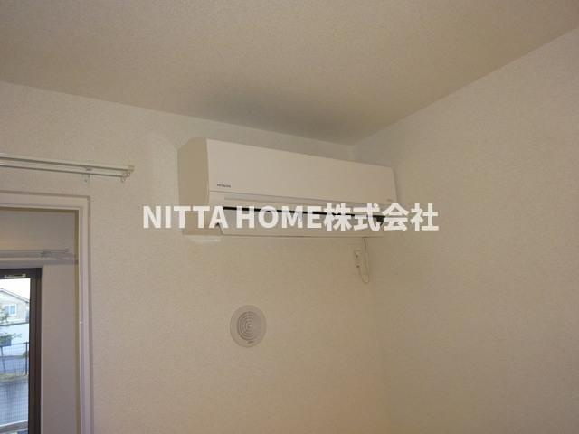 ジットの設備|エアコンは２台で全室に装備◆