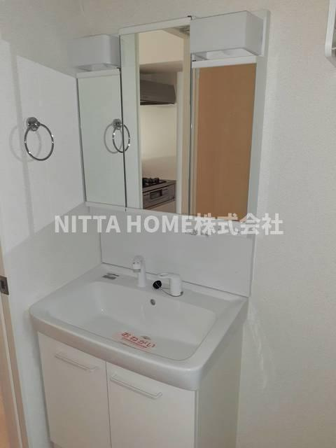 ジットの洗面所|独立洗髪洗面台がついています＊