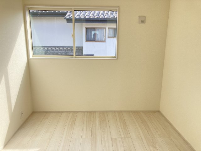 リーブルガーデンＳ前橋市大利根町第７　1号棟の洋室|２階：洋室１です