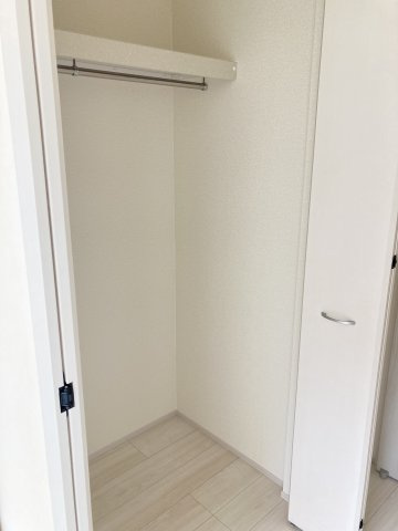 リーブルガーデンＳ前橋市大利根町第７　1号棟の収納|２階：洋室１収納です