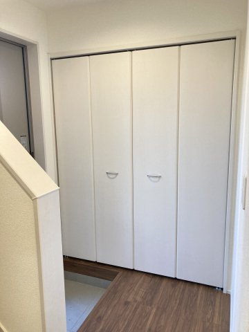 リーブルガーデンＳ前橋市大利根町第７　1号棟の玄関|収納もたくさんついている玄関です☆