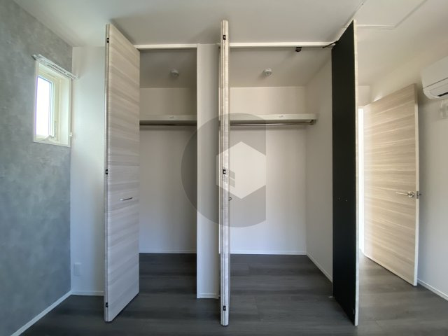 D-room東花園の収納