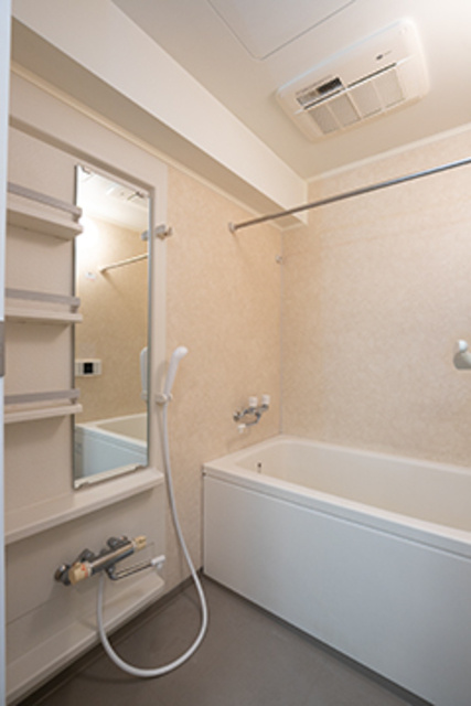 クロスフォート砧の浴室|※写真は同タイプ住戸です。