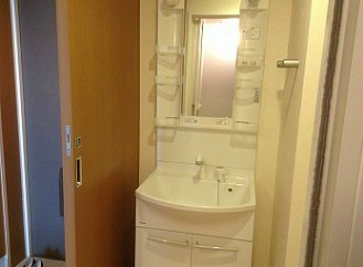 ピウフェリーチェの独立洗面台