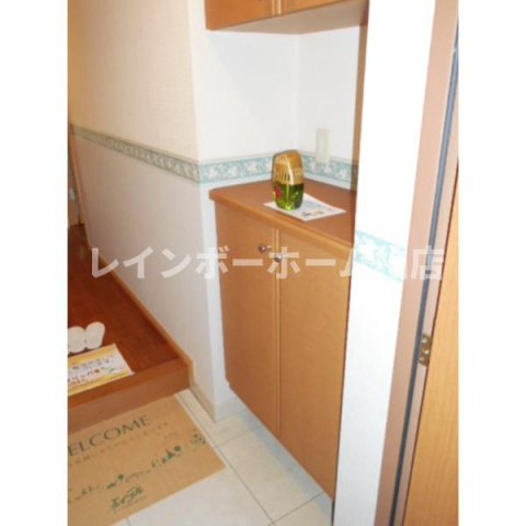 仲介手数料（賃料の1.10ヵ月）の50％OFF対象物件！の玄関