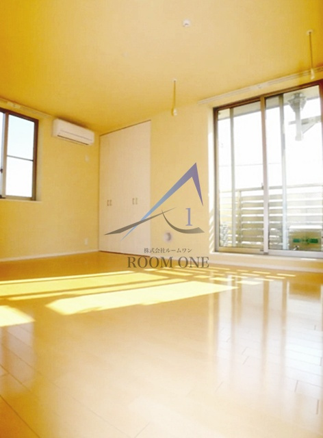 サニーハウスの居間・リビング|洋室のお部屋です。