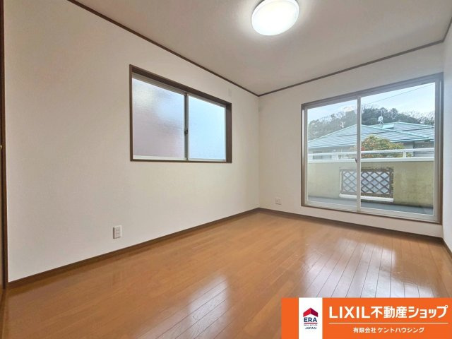 12/25リフォーム完成(室内写真UP)　西つつじヶ丘霧島台2丁目の洋室|リフォーム完成後の写真です。