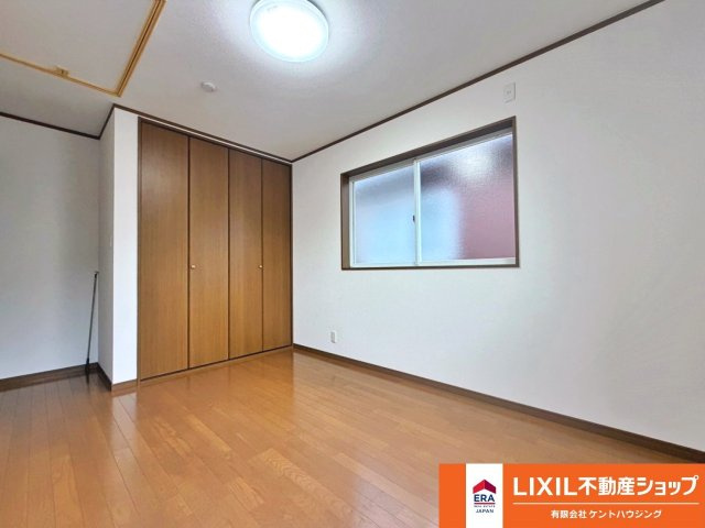 中古戸建　西つつじヶ丘霧島台2丁目の洋室