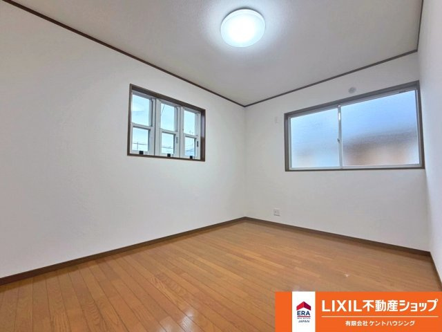 中古戸建　西つつじヶ丘霧島台2丁目の洋室