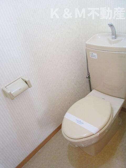 ラフィーヌ・ジュネスⅢのトイレ|清潔感のあるトイレです