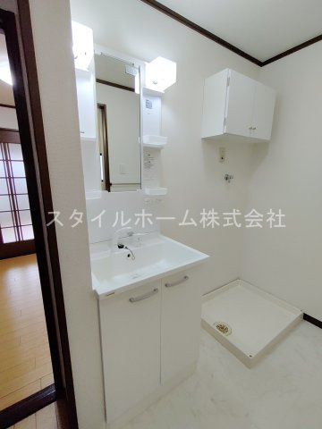 コンフォール東新Ｂの洗面所|同建物内別部屋の写真です。