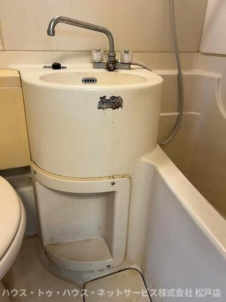 エステートピア司コーポの洗面所