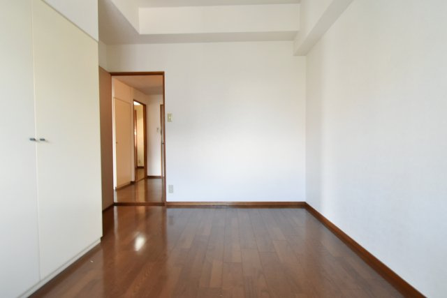 フォルテ上甲子園の寝室|別部屋イメージです