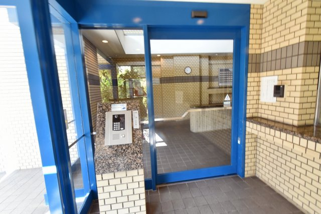 フォルテ上甲子園のエントランス