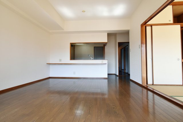 フォルテ上甲子園の居間・リビング|別部屋イメージです