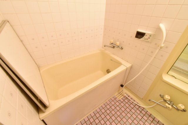 フォルテ上甲子園の浴室|別部屋イメージです