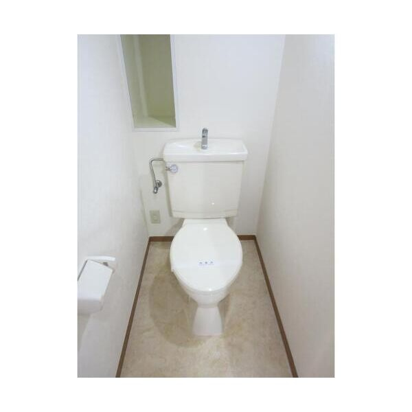 フォルテ上甲子園のトイレ|別部屋イメージです