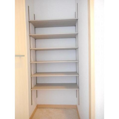 【玄関】 | 綱島イーストベース | シューズボックスで玄関すっきり♪