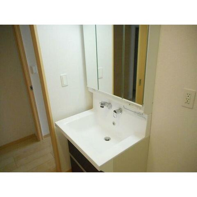 【洗面所】 | 綱島イーストベース | 人気の独立洗面台♪
