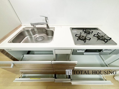 【キッチン】 | ライオンズマンション北22条 | 料理を楽しむキッチンスペース。使いやすさと心地よい暮らしを追及し、愛着を持って使い続けられる空間へ。