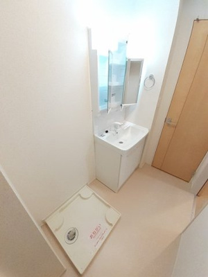 【洗面所】 | プルメリア　Ⅱ | コンパクトで使いやすい洗面所