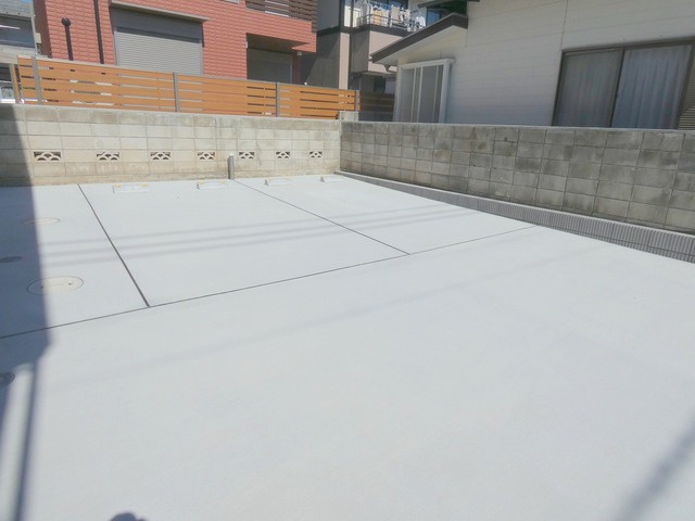 イスラノルテの駐車場