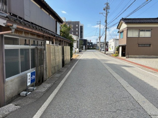 【前面道路含む現地写真】 | 黒部市天神新T売地