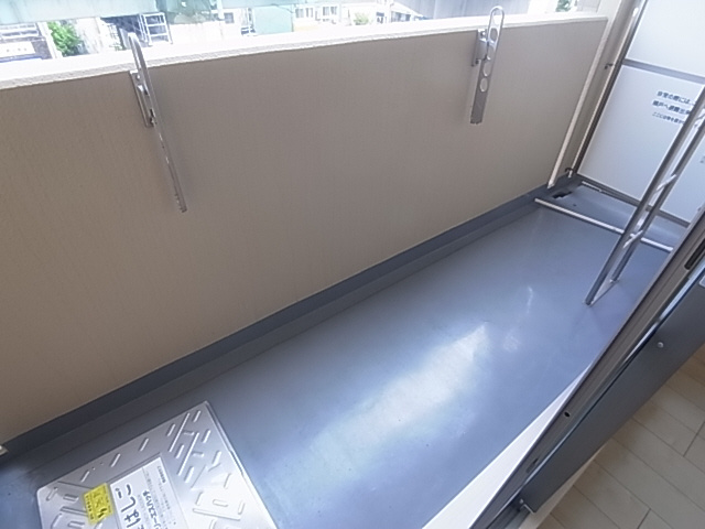 神戸市長田区大橋町８丁目の賃貸マンションのバルコニー
