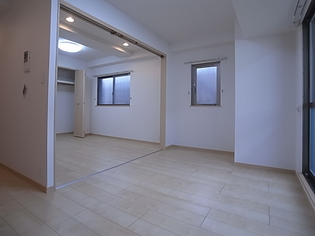 神戸市長田区大橋町８丁目の賃貸マンションの居間・リビング|リビング