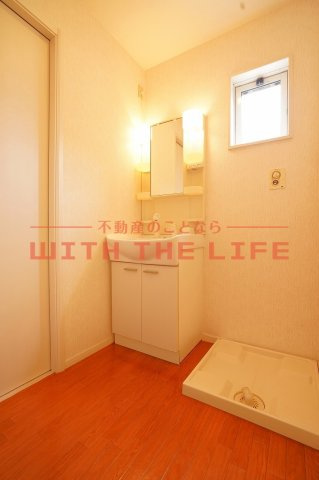 リブレア津福本町【キャッシュバック対象物件】の独立洗面台|独立洗面台、朝の身支度には欠かせません