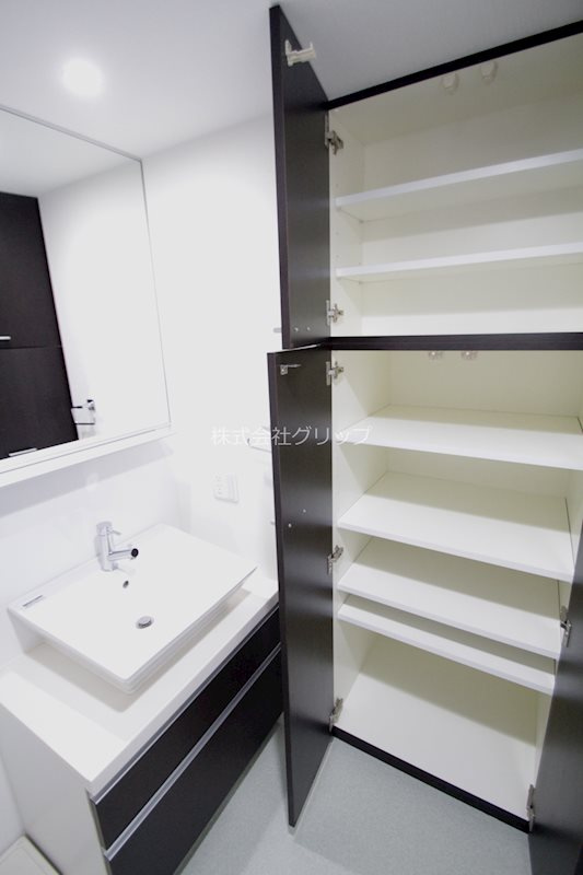 プレディアスタイル横濱沢渡の寝室