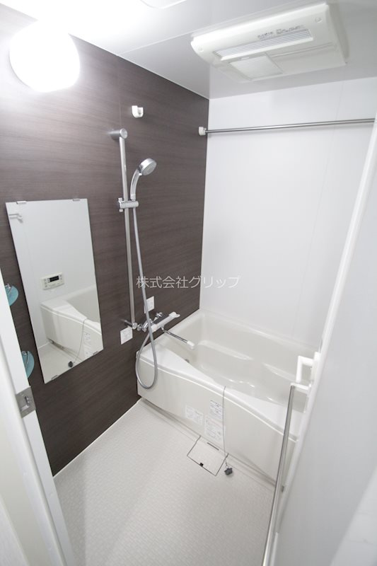 プレディアスタイル横濱沢渡の浴室