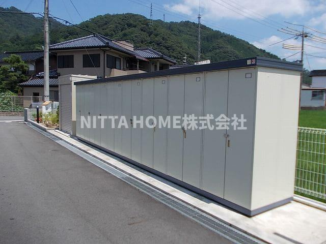 サニーハイツ・カラフルＢのその他共用部分|外部トランクは無料で使用OK◎