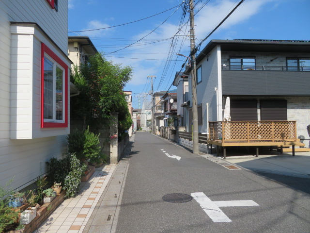 草加市谷塚町の一棟アパート