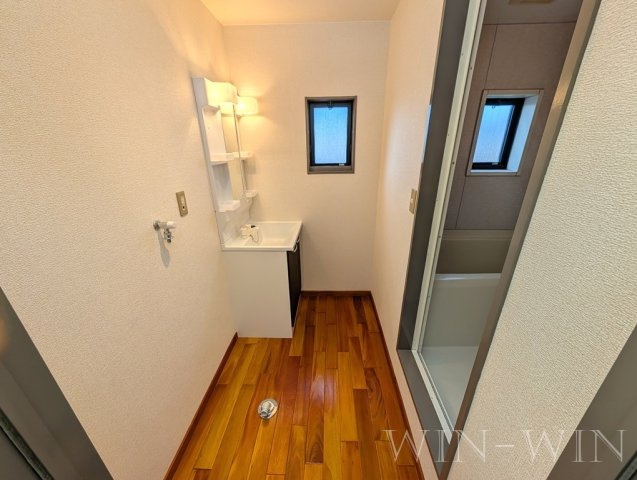 ユトリロ牛川の洗面所