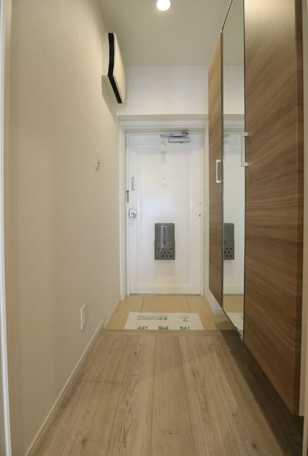 チサンマンション両国の玄関