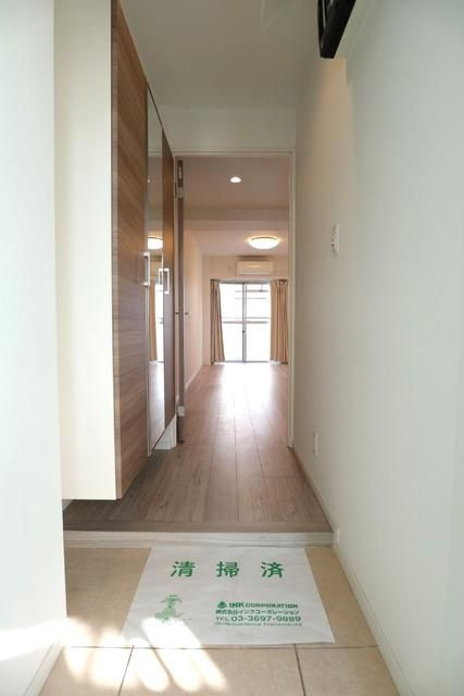 チサンマンション両国の玄関