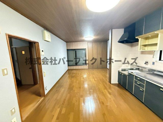 川勝町戸建　賃貸の居間・リビング|リビングです