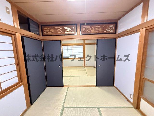 川勝町戸建　賃貸の和室|明るい和室です