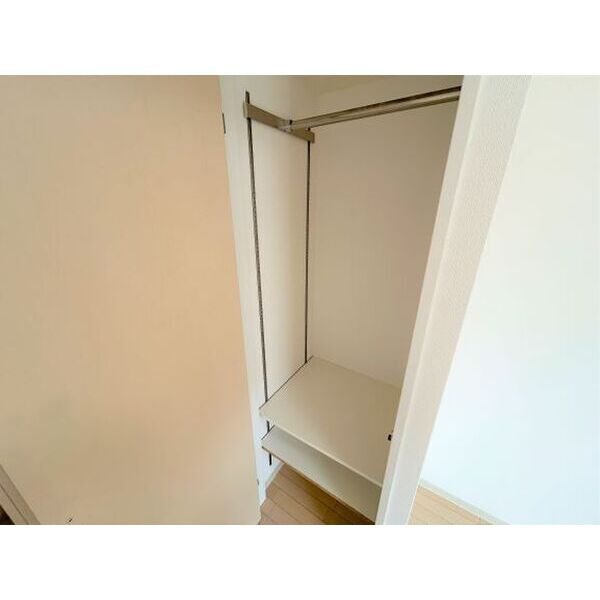 ドゥーエ江坂Ⅲの収納