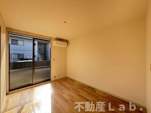 シャーメゾン古城　Ｂ棟の居間・リビング