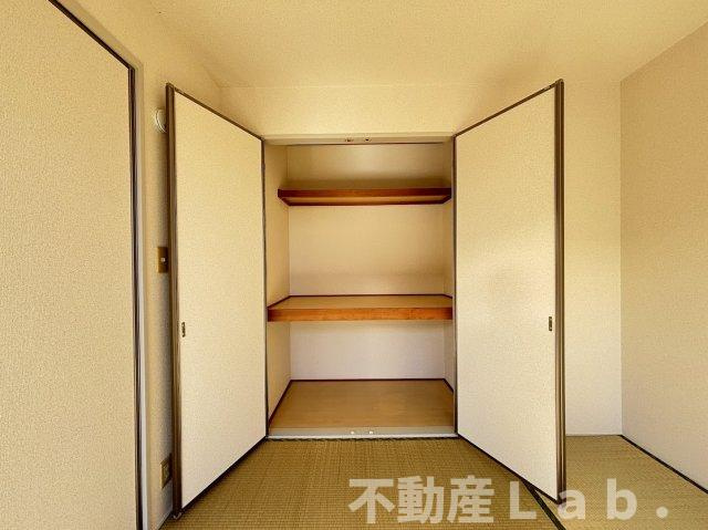 シャーメゾン古城　Ｂ棟の収納