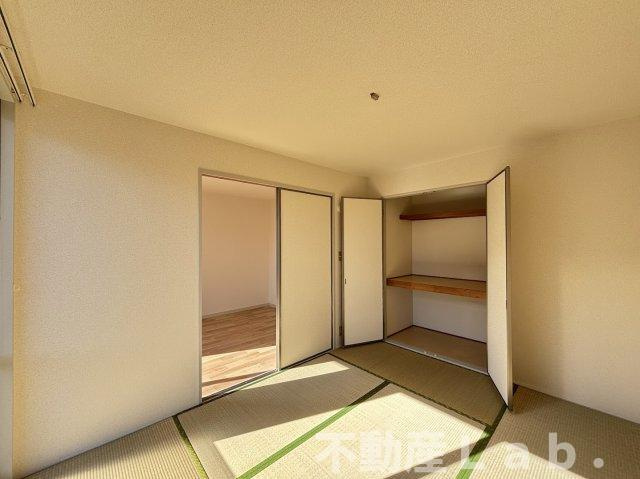 シャーメゾン古城　Ｂ棟の収納