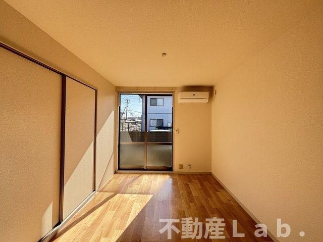 シャーメゾン古城　Ｂ棟の居間・リビング